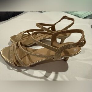 IDIFU Elegant Gold Sparkly Strappy Short Heels     Size- 10